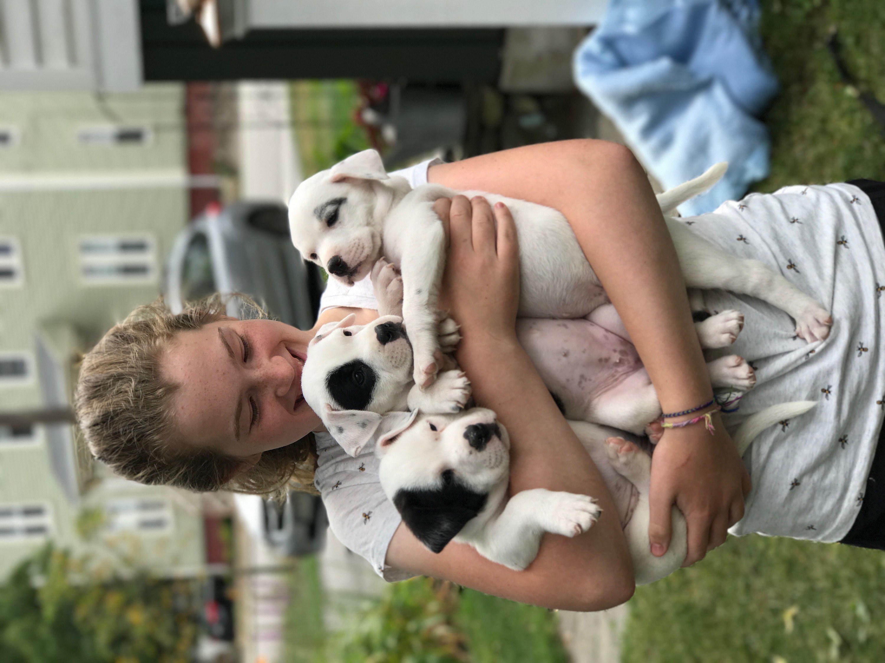 Elayna Smith with her puppies